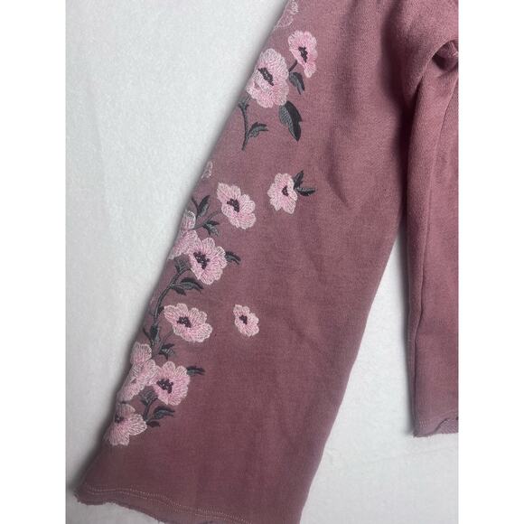 American Eagle Outfitters Bell Sleeve Embroidered Sweater Women's Size XS - Picture 2 of 5